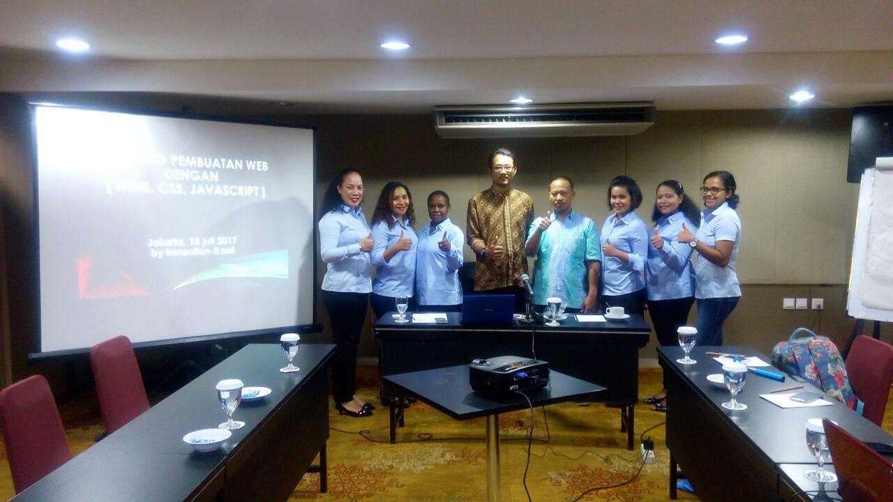 pelatihan web design pemda mamberamo